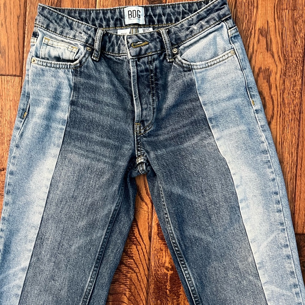 BDG URBAN OUTFITTERS JESSYE PATCHWORK JEANS - 2-TONE DENIM - SIZE 25